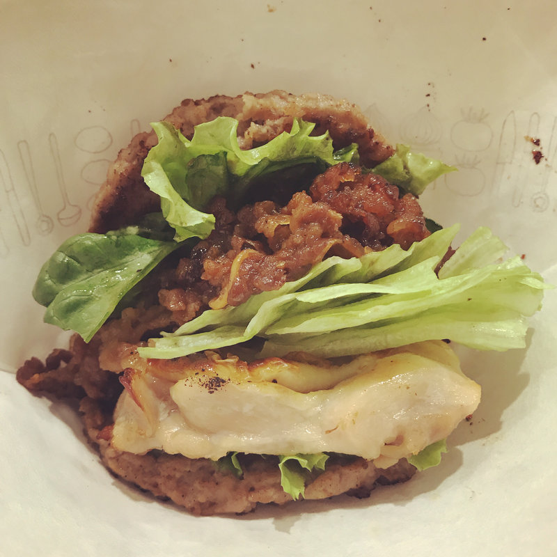 にくにくにくバーガー(モスバーガー 亀有店 （MOS BURGER）)