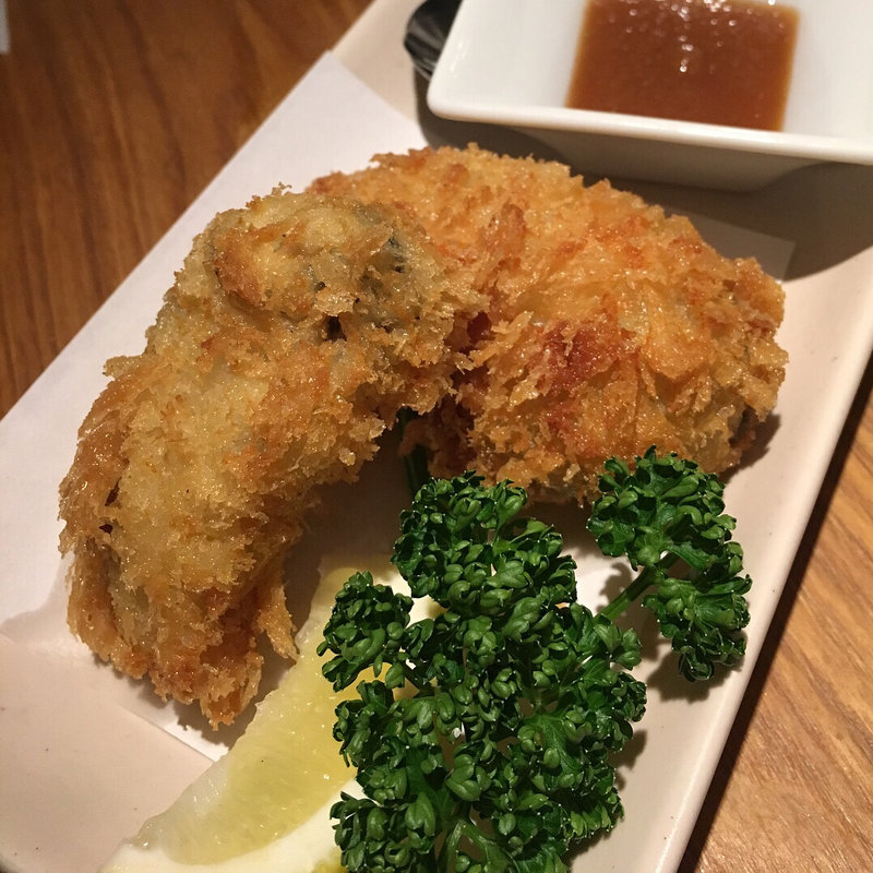 広島安芸津産　大粒カキフライ(新宿 オイスターズインク)