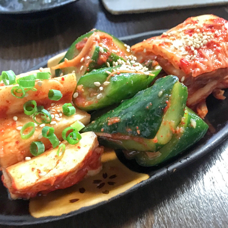 キムチ盛り合わせ(激旨ホルモン魂)