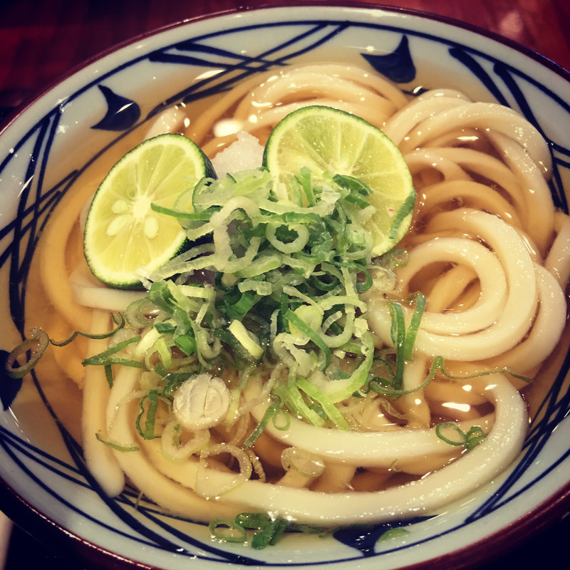 すだちおろし冷かけうどん(丸亀製麺 郡山店 （まるがめせいめん）)