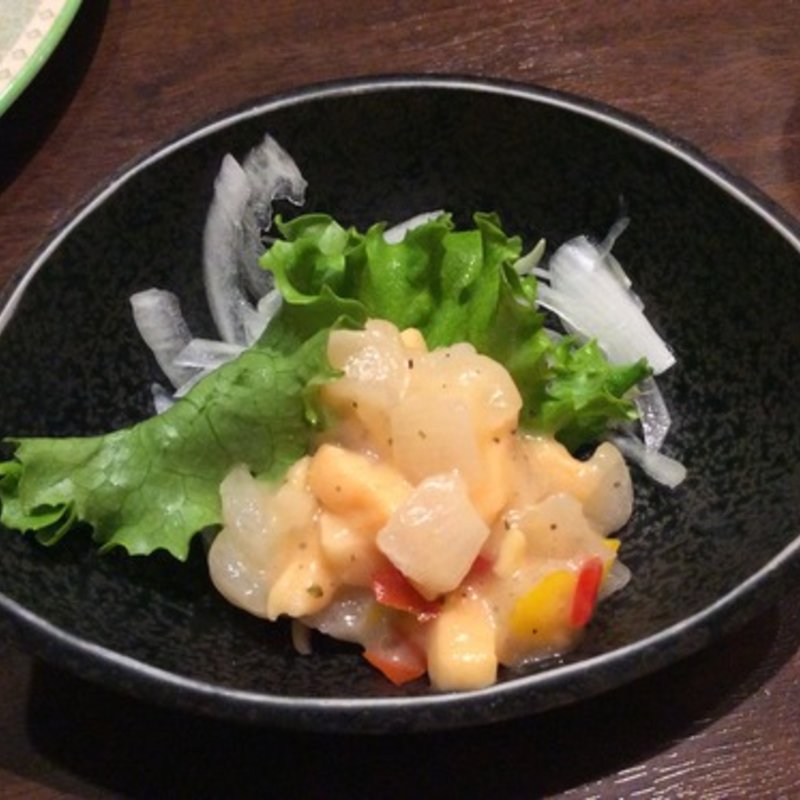 サーモンマリネ(志なのすけ お初天神店 （300円均一　海鮮居酒屋）)