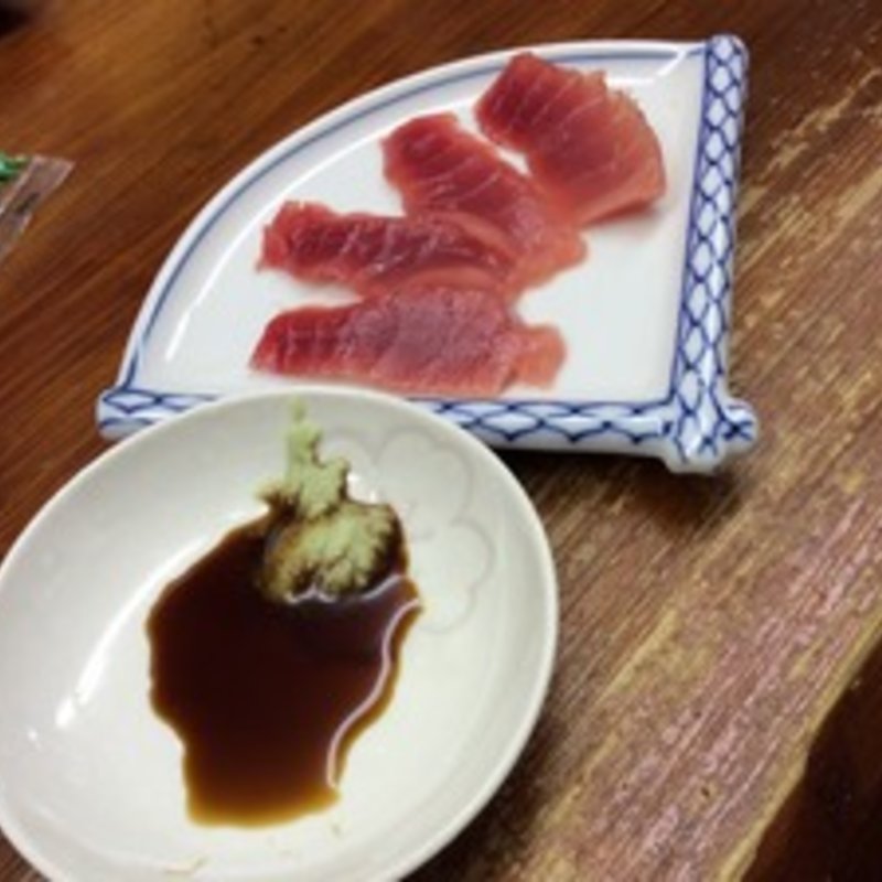 マグロの刺身(ヒーロー )