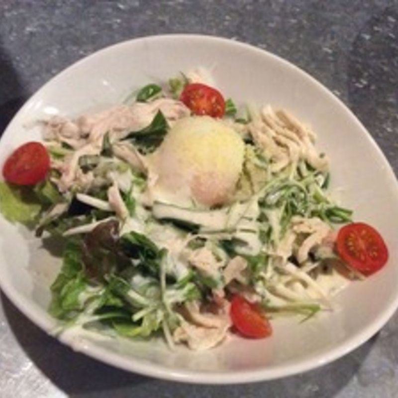 蒸し鶏のシーザーサラダ(勝男 （京橋応援団 勝男）)