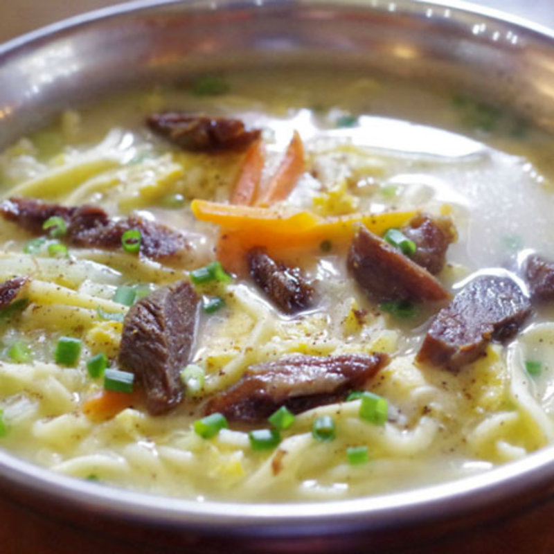 トゥクパ(レッサムフィリリ高輪店)