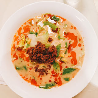 冷やし豆乳担々麺(四川料理 龍の子)