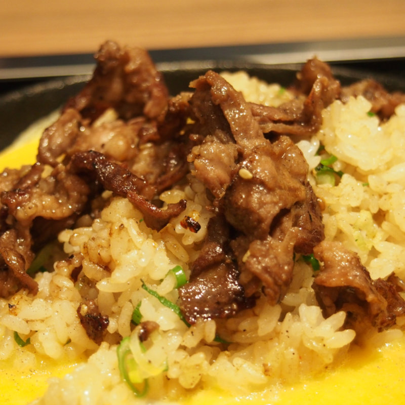 牛肉入り鉄板チャーハン(わらい食堂 イオンモール堺鉄砲町店)