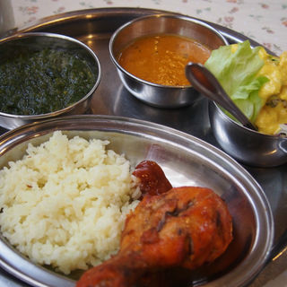 スペシャルランチセット(インド料理レストラン DEVI)