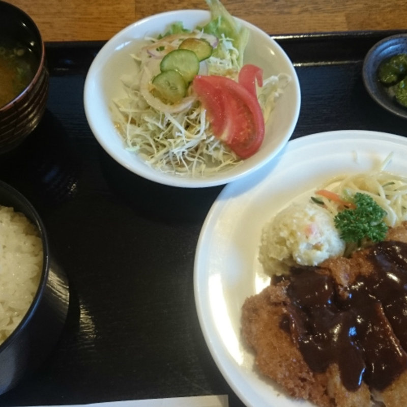 チキンカツ定食(カルト)