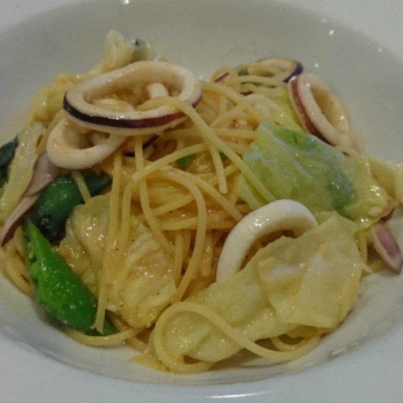 イカと旬の野菜の春色スパ(PASTAまにあ （パスタマニア）)