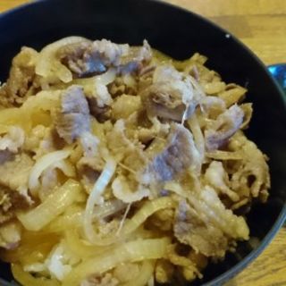 肉丼(レストランハウス　Carte （カルト）)