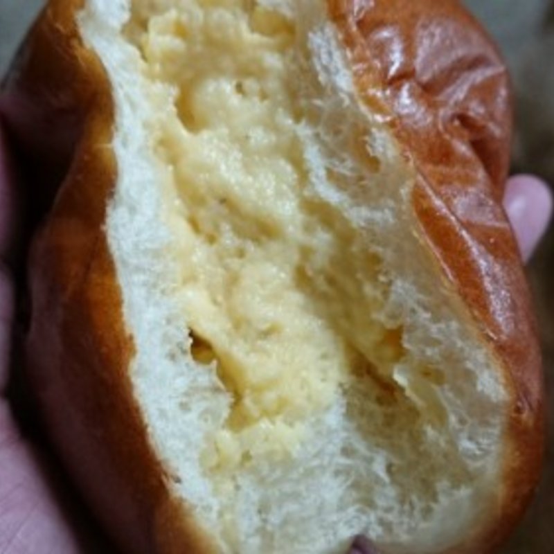 クリームパン(パン工房 カワ なかもず店)
