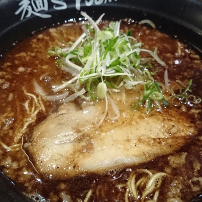 黒虎ラーメン(神虎 なんば店 （カミトラ）)