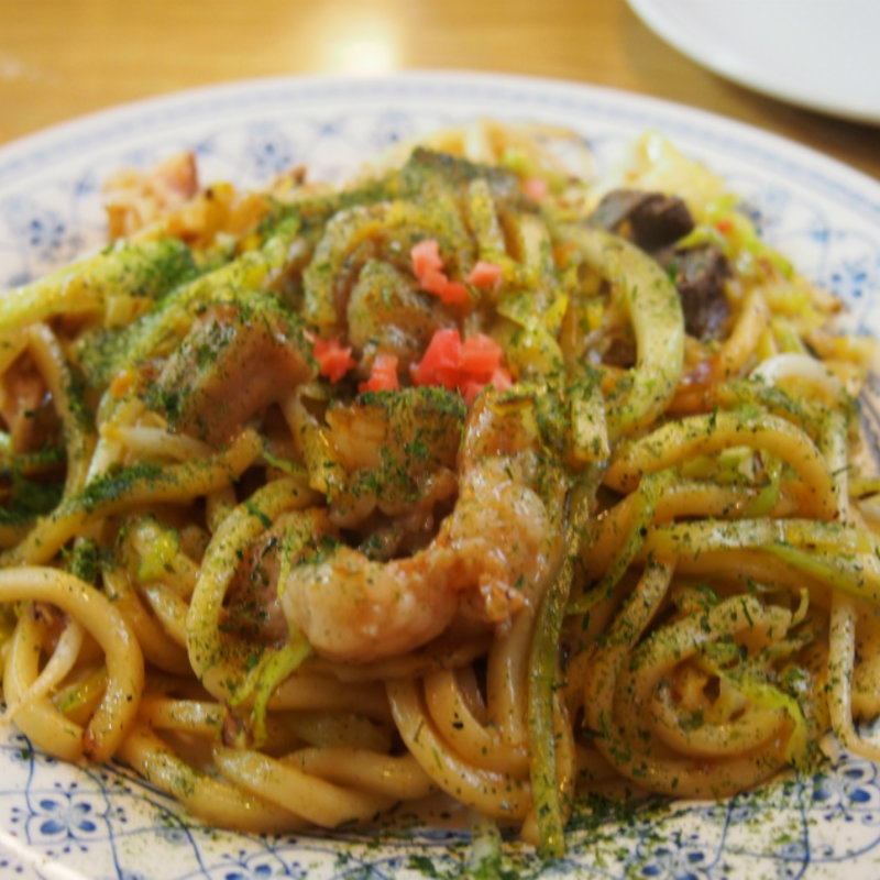 ホルモンうどんセットメニューの金賞セット(くいしん坊 )