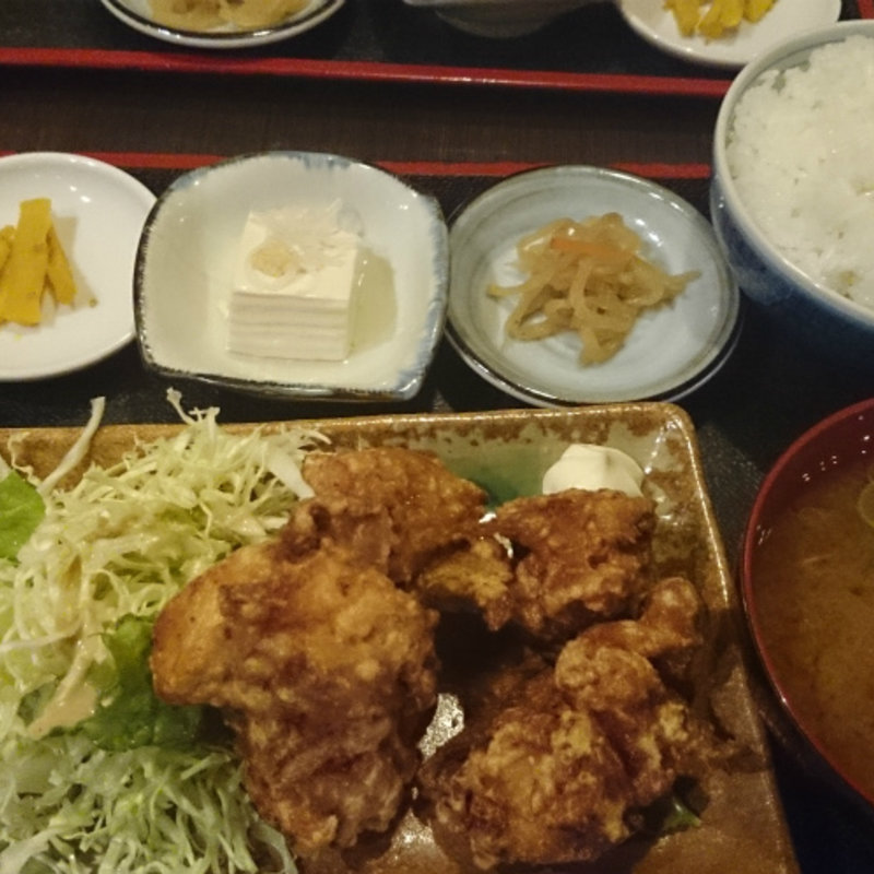 唐揚げ定食(幸和や )