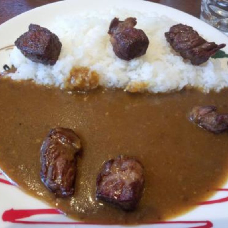 サイコロステーキカレー(七福神 南森町)