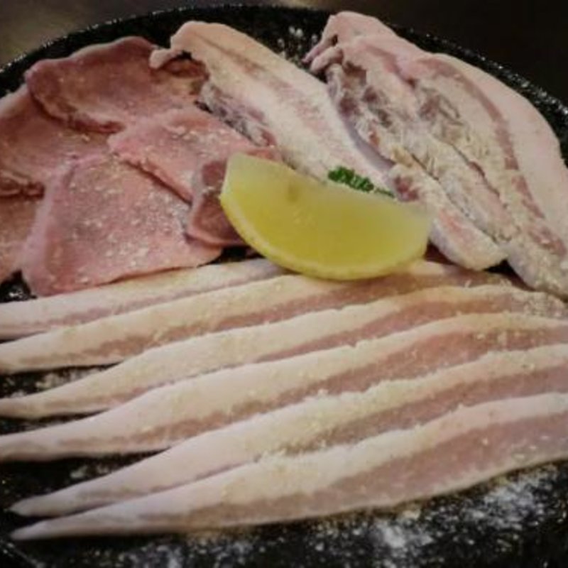 塩焼き盛り（うなじたんとろ）(焼きとん屋 くうとん 堺店)