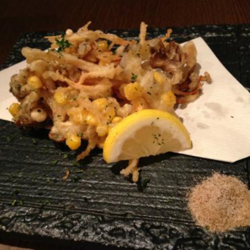 コーンとMIXキノコの天ぷら ポルチーニ塩(炭々 （タンタン）)