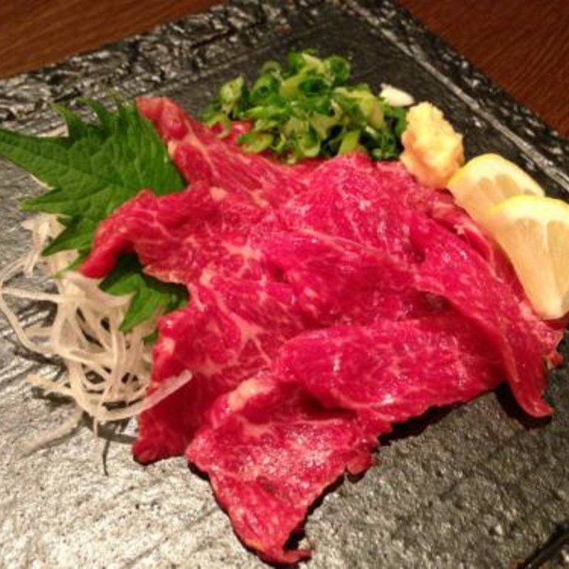 馬刺し(炭々 （タンタン）)