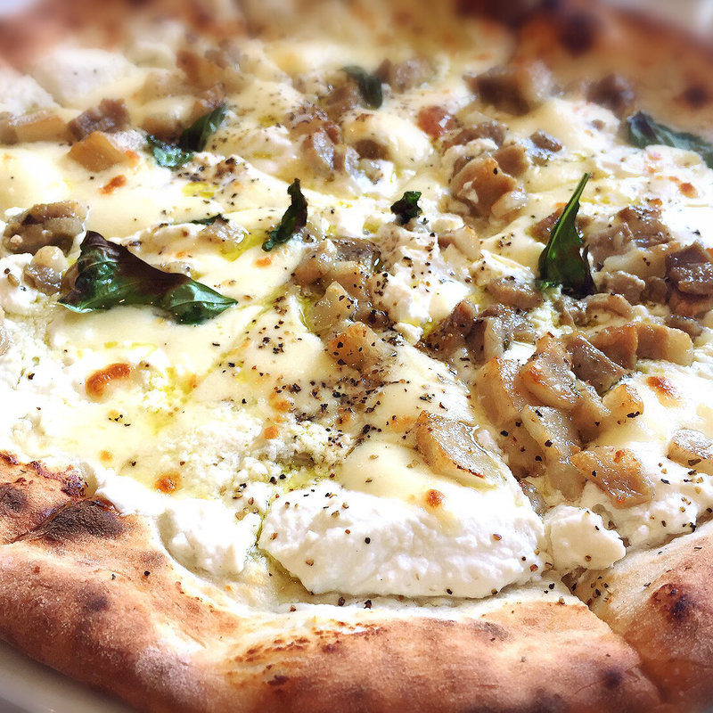 チーズのピザ(チーロ)