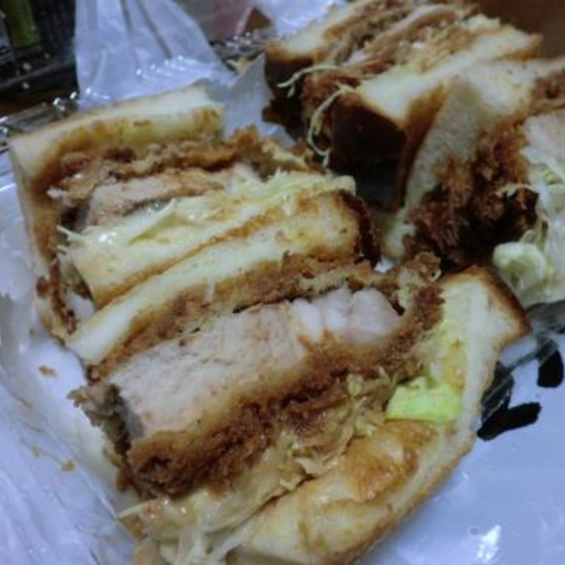 上ロースカツサンド(とんかつ マンジェ)