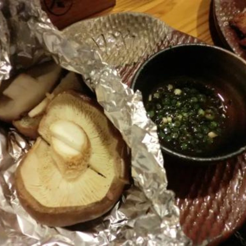 原木しいたけ(みやざき地頭鶏専門店 門出堺魚市場本店)