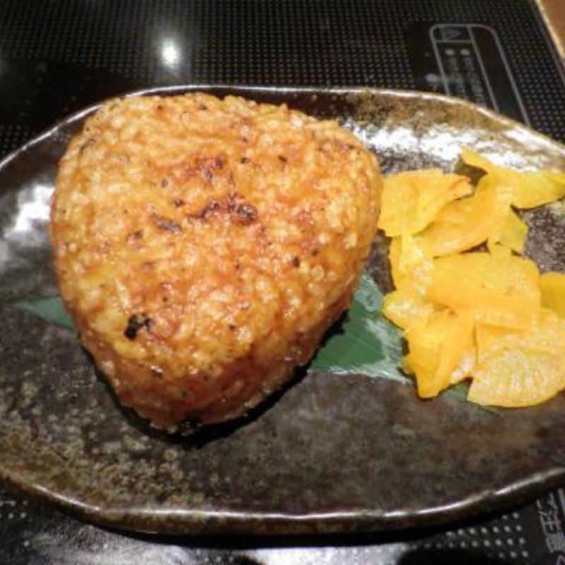 焼きおにぎり(居酒屋 八風亭 )