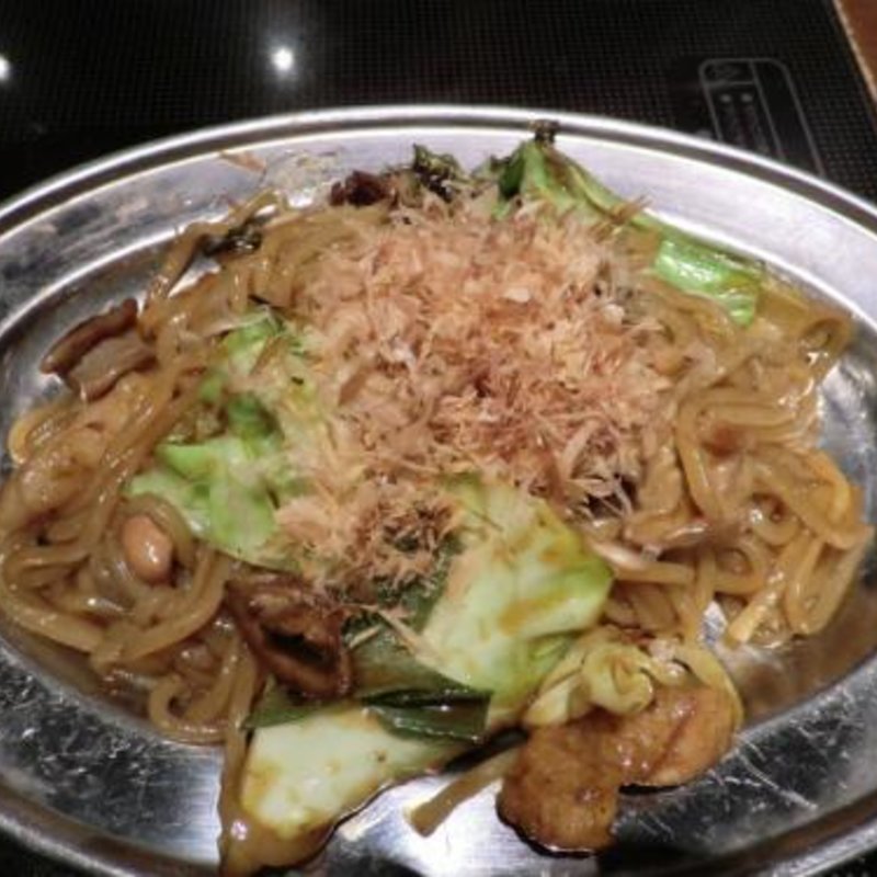 ホルモン焼うどん(居酒屋 八風亭 )