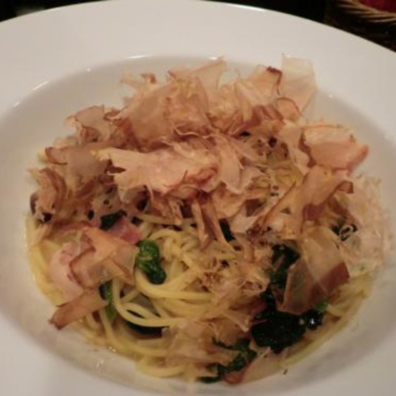 ほうれん草とベーコンとしめじのスパ(PASTAまにあ （パスタマニア）)