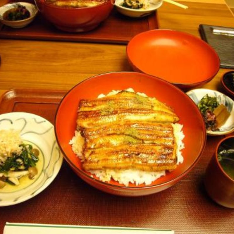 鰻丼(椿)の期間限定セット(東京竹葉亭 なんばダイニングメゾン店)