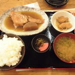 赤魚の煮付定食(大阪満マル )