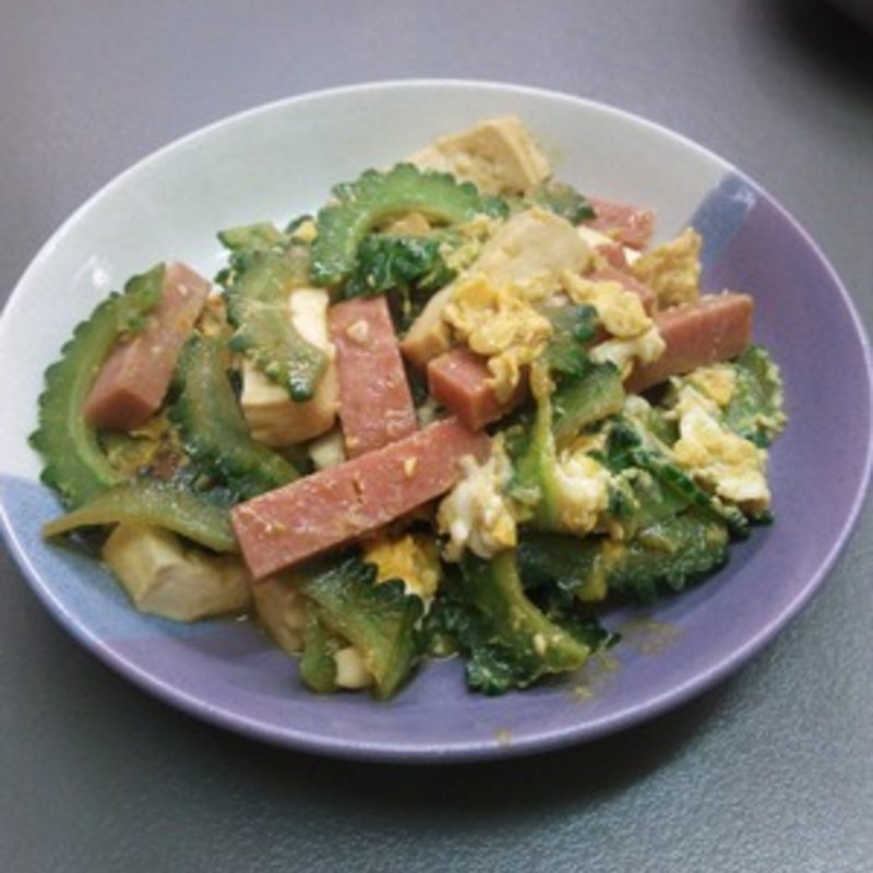 ゴーヤチャンプル(おかん )