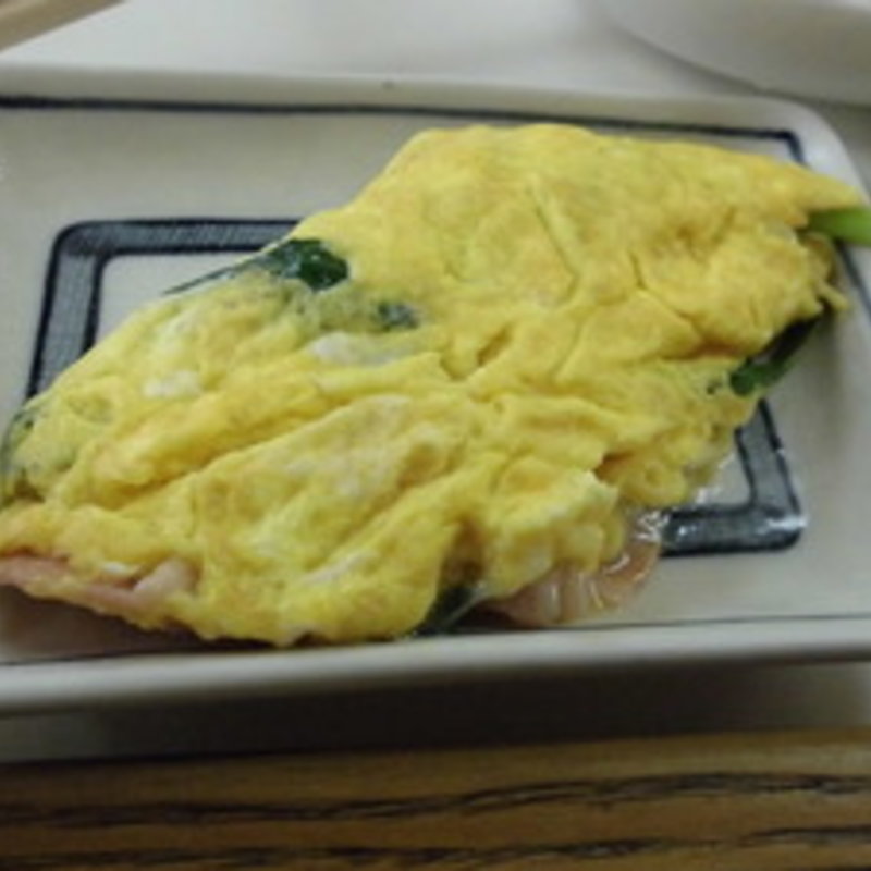 ニラ玉(酒房半田屋 新世界店)