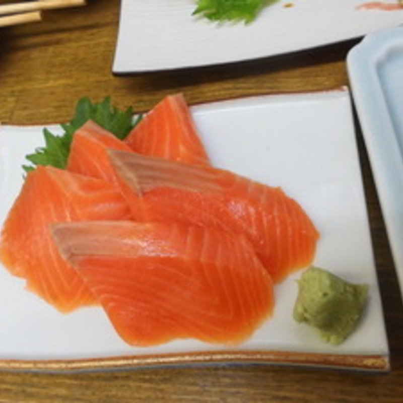 サーモンの刺身(庶民 )