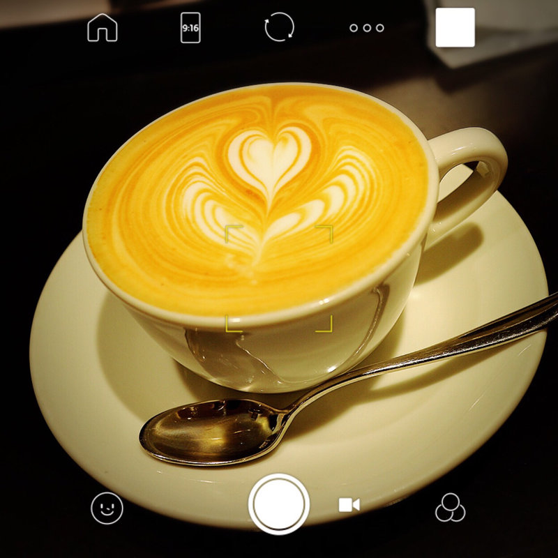 フラットホワイト(Paul Bassett 渋谷ヒカリエ ShinQs店 （ポールバセット）)