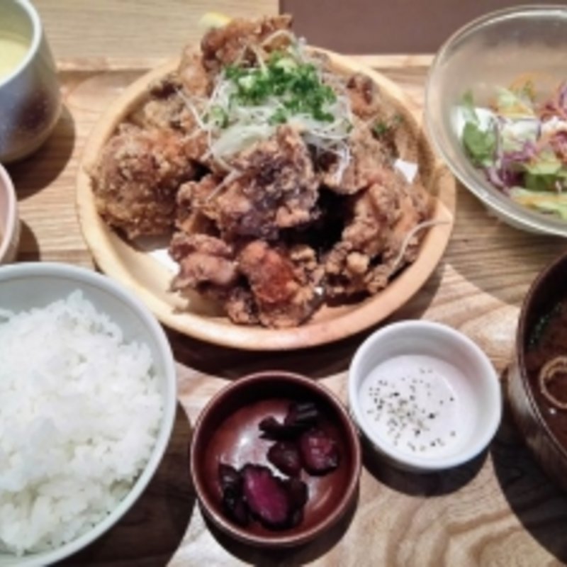 唐揚げ定食モンブラン300g(お台所ふらり 栄スカイル店)