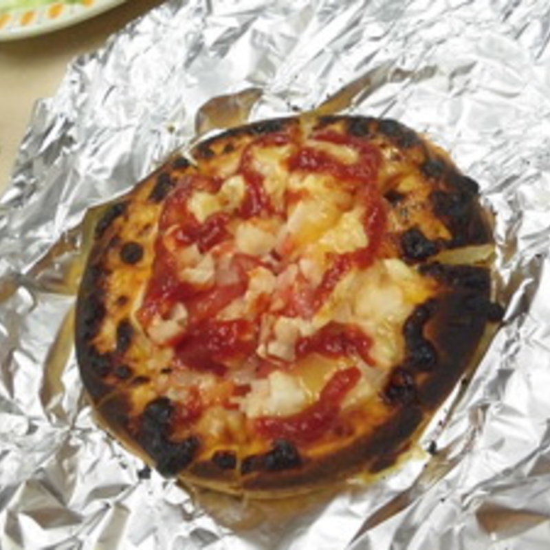 ミニピザ(いか焼きたこ焼き かんむりや)