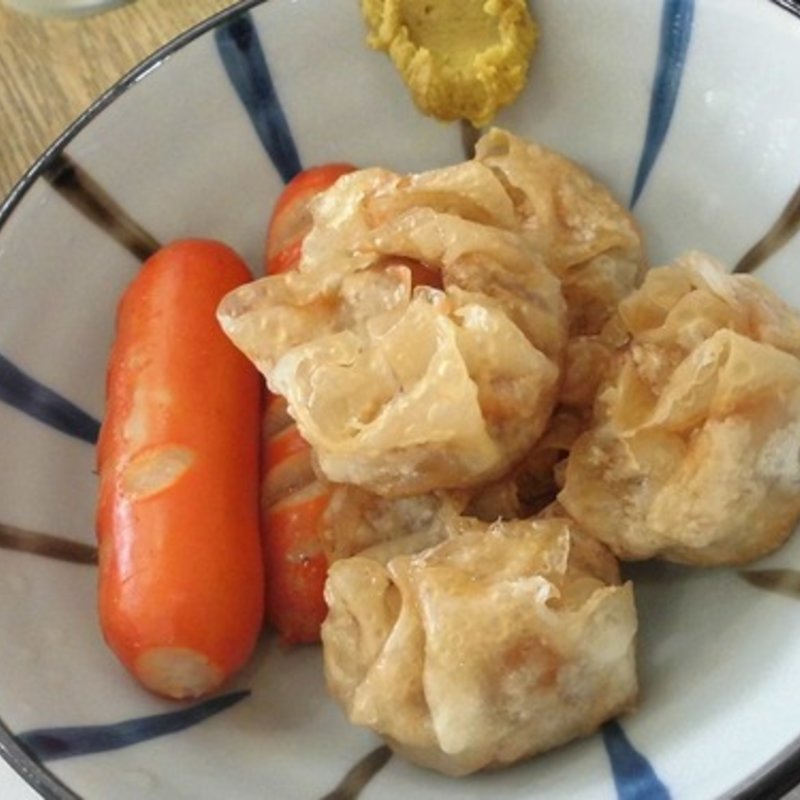 シュウマイ(萬舟軒 （マンシュウケン）)