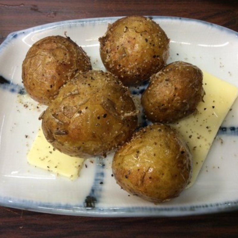 じゃがバター(京橋 丸徳)