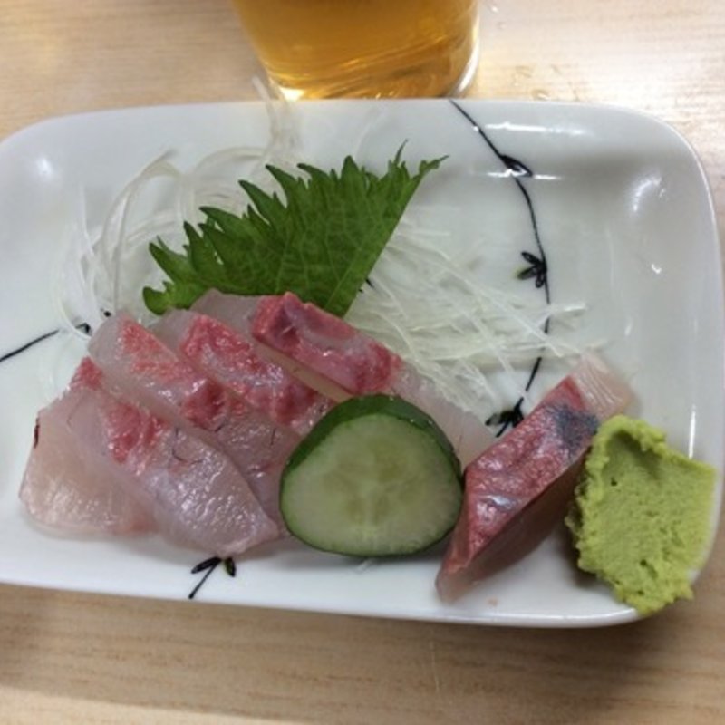 ハマチの刺身(天満 酒蔵)