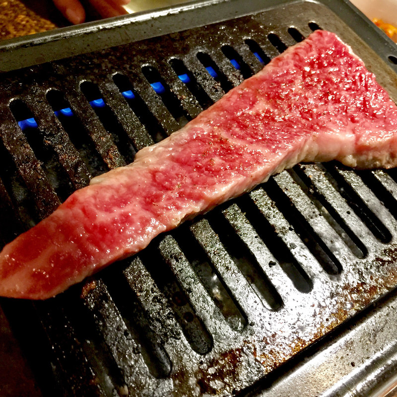 神戸牛とも三角(焼肉xバル マルウシミート 新橋店)