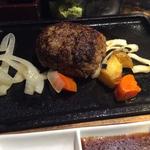 ビーフハンバーグステーキ(オーグロッタ （O-Grotta）)