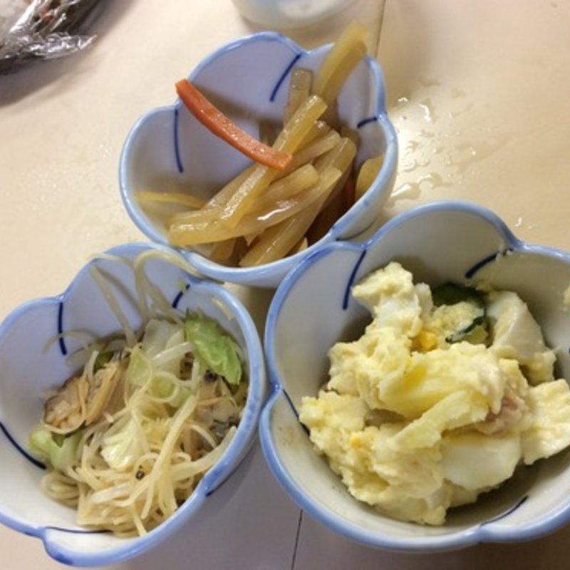 肴3品盛(立ち呑み処呑べえ)