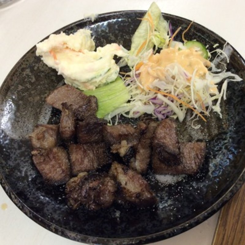 牛筋の素揚げ(蜂の巣 )