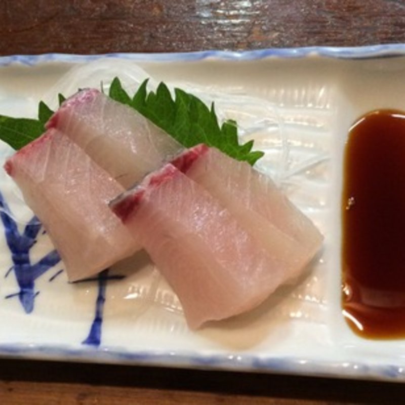 カンパチの刺身(初音 （はつね）)