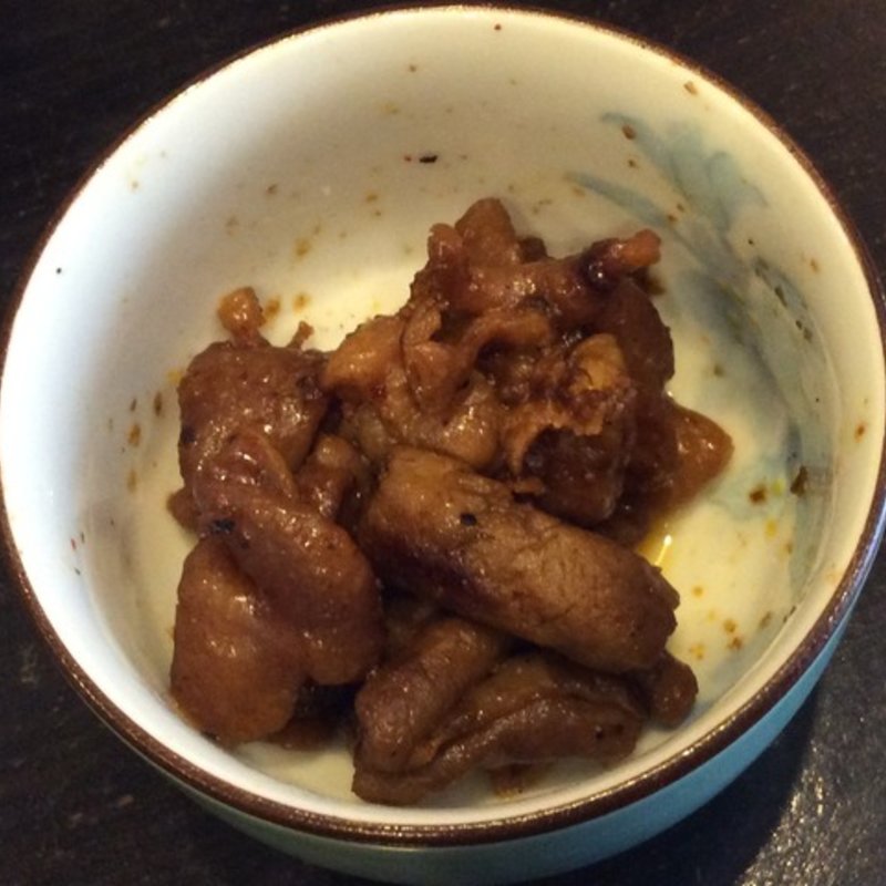 ホルモン焼き(立ち飲み処 黒ねこ)