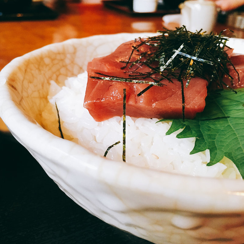 鉄火丼(魚まみれ眞吉 原宿店)