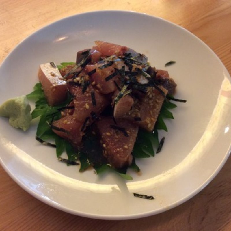 ハマチの胡麻和え(スタンド ミルクホール )