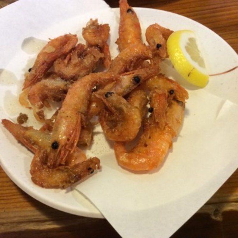 甘海老の唐揚げ(天山閣 ハイハイ横丁)