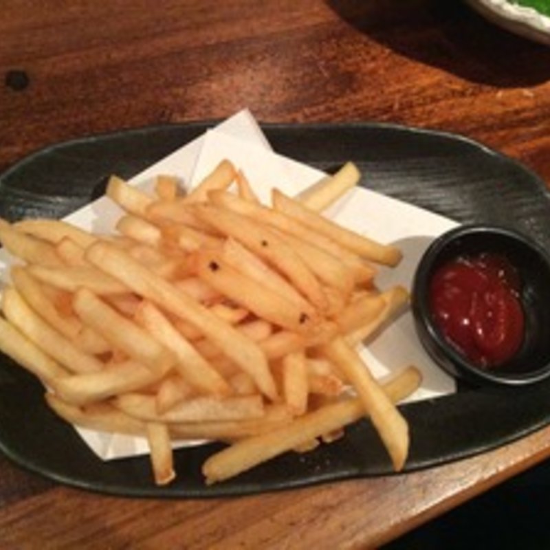 ポテトフライ(焼鳥酒場 ゑん)