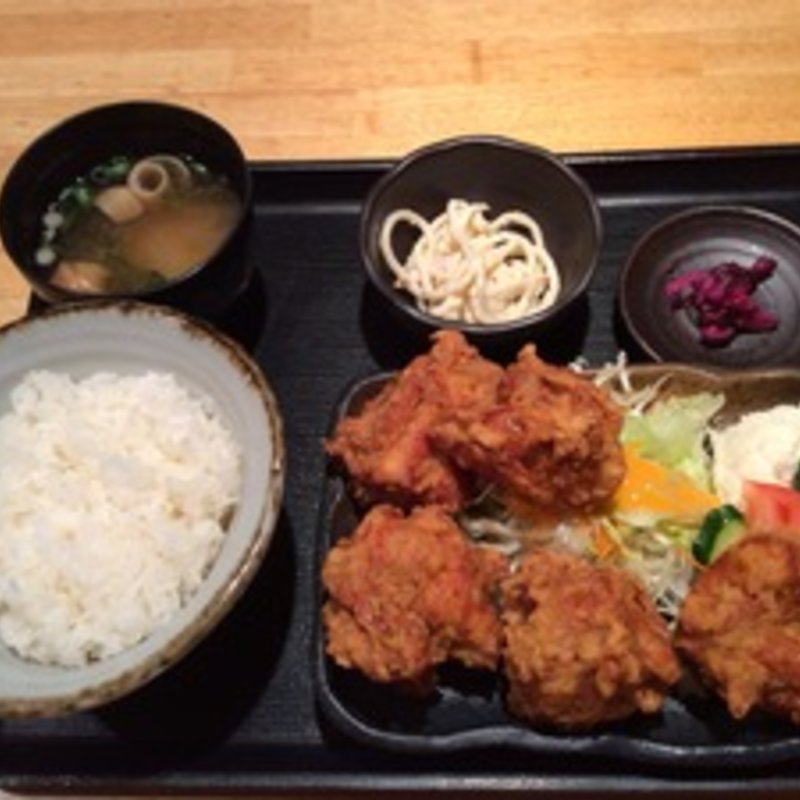 唐揚げ定食(鳥舞台 淀屋橋店 （とりぶたい）)